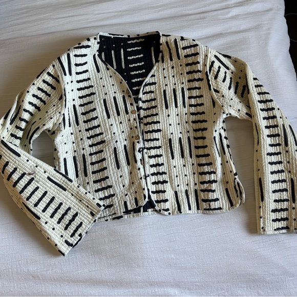 Reversible Quilted Jacket - Picture 3 of 3